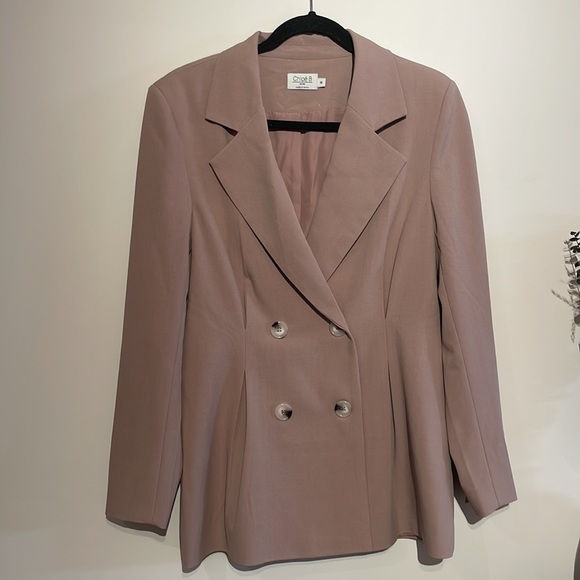 CHIC SINGED BLAZER from NA-KD - Picture 3 of 10